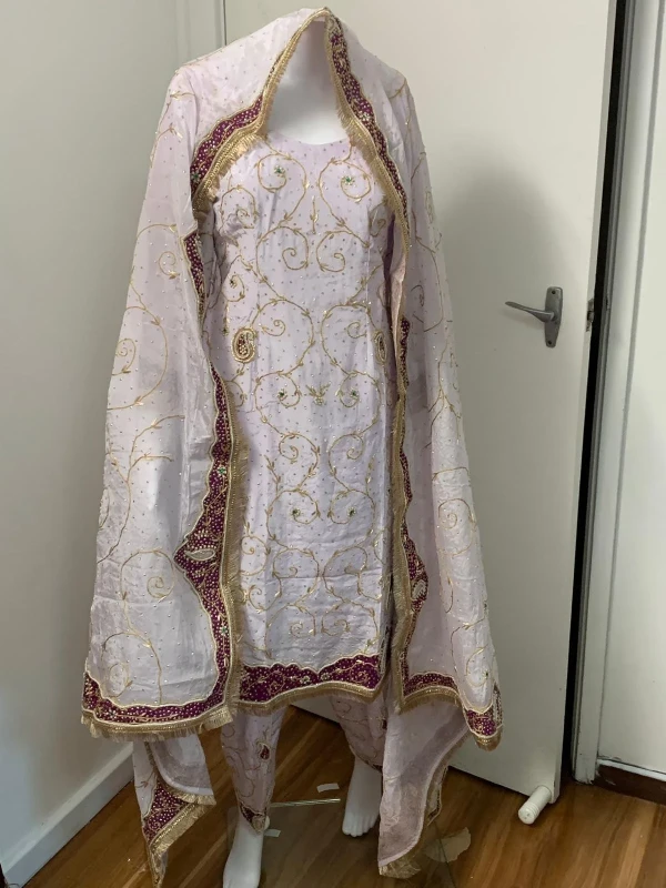 Farkawadi hand work Suit heavy Duppata
